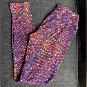 LuLaRoe women Leggings in Multicolor Pattern.  One size $5 BUNDLE DEAL